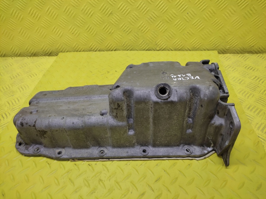 Opel vectra b 1.6 16v піддон піддон масляна 90400134 Оригінал