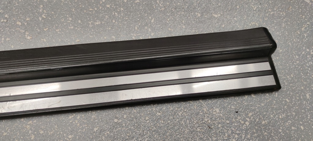 фото №4, Mercedes w210 молдинг порог накладка внутренняя