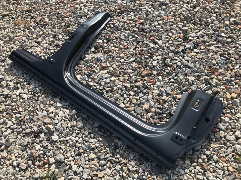 фото №1, Блок двигателя порог правый audi a8 d4 10-17