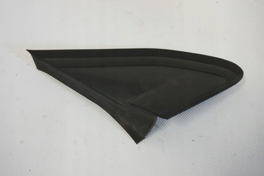 фото №1, Молдинг крыла правая peugeot 2008