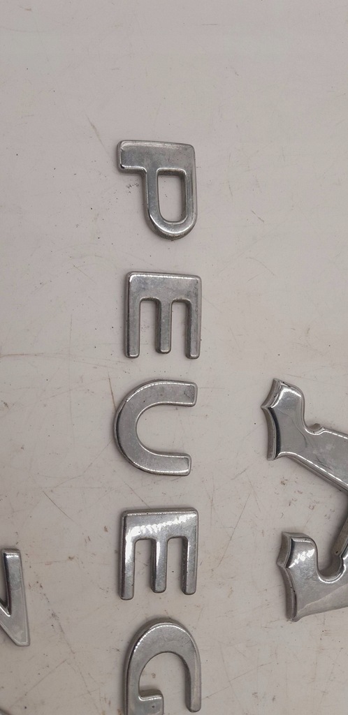 фото №8, Значок емблема літери na задня кришка peugeot 307 hdi