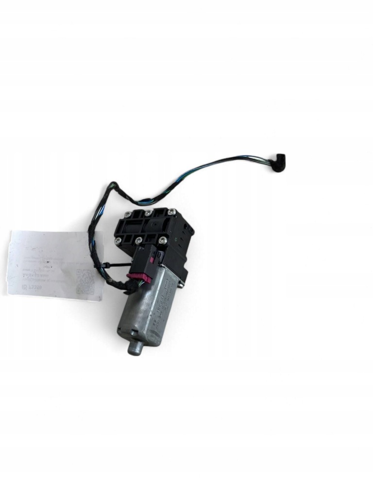 фото №8, Bmw 7 g11 g12 2017 моторчик регулировки колонки рулевого 0390207082