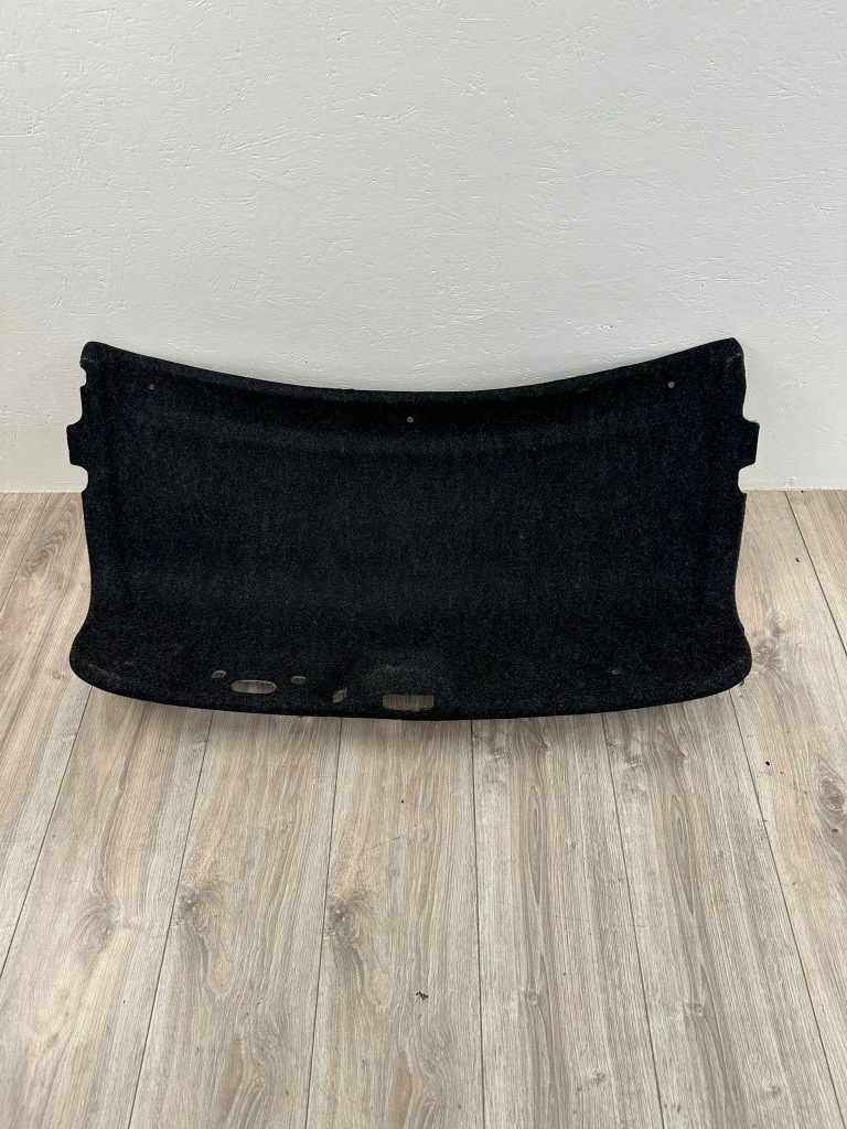 Купити Dodge charger 2017 обшивка кришки задній багажника 1 елементи