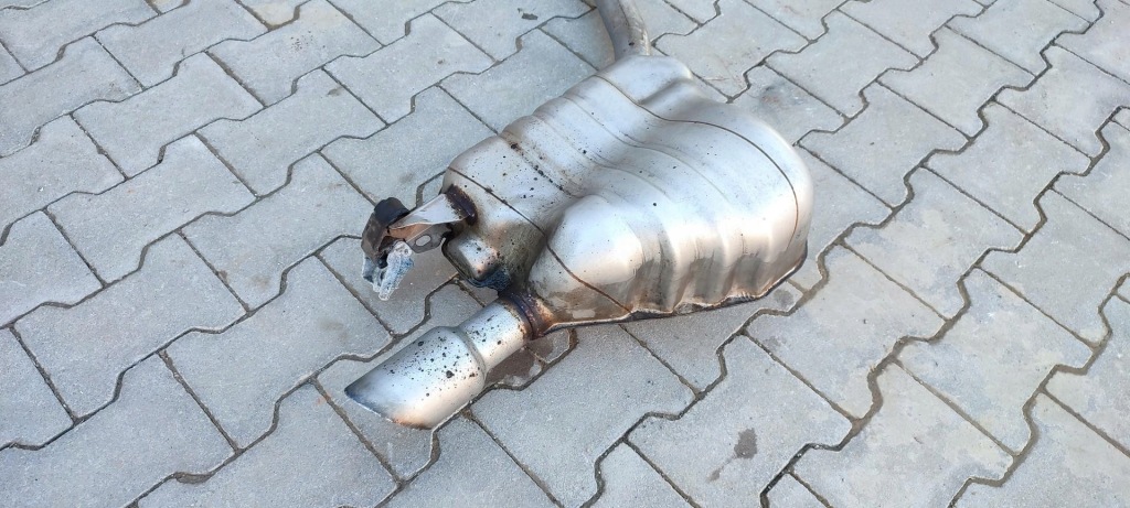 Audi a5 a4 b8 гасник вихлоп 2.0tfsi 8k0253611bb 8k0253611ba 8k0253411ac Оригінал