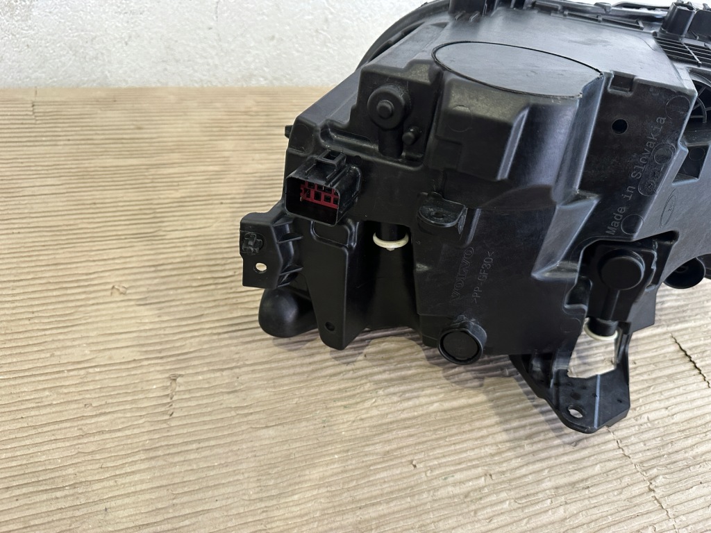 фото №7, Volvo xc60 ii 21-25 lift лампа full led правая 32420440