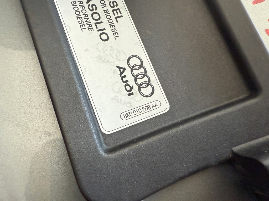 фото №7, Audi a4 b8 кришка заливної пального 8k0809999a ly7g