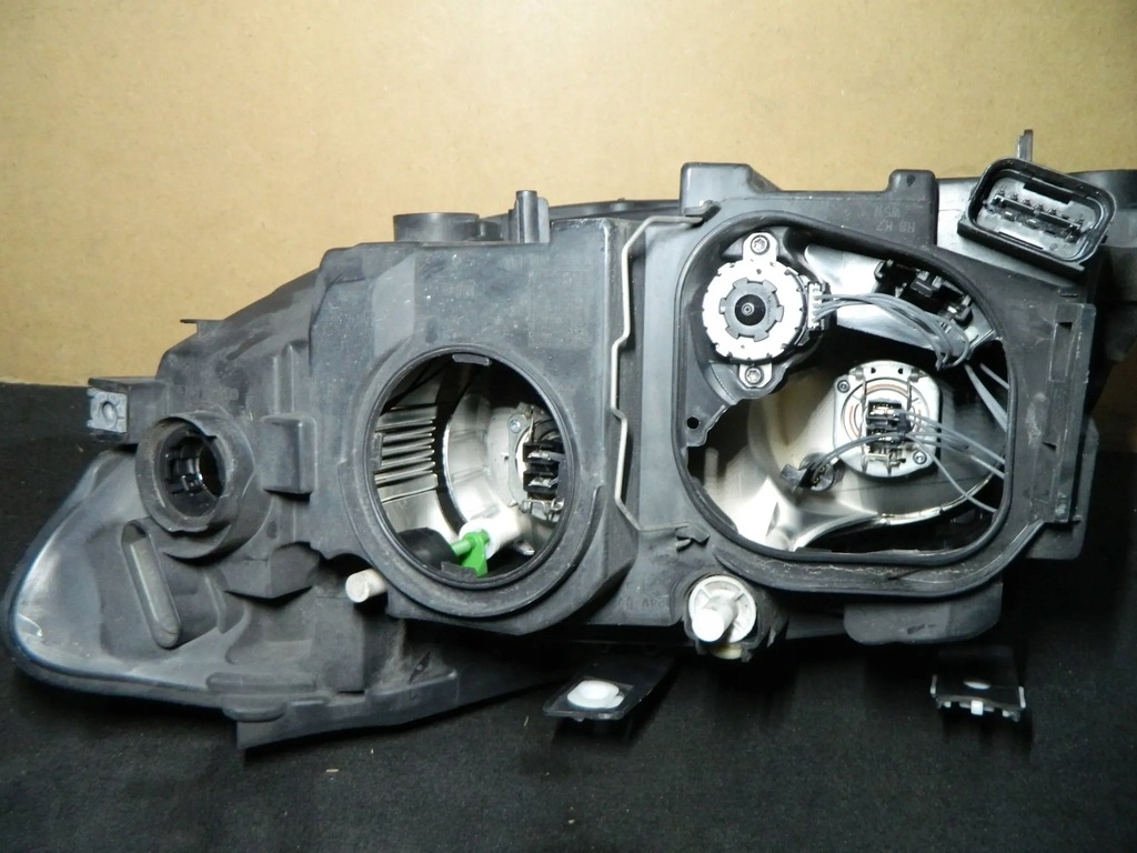 фото №6, Bmw x1 e84 лампа правый перед uk 2990004