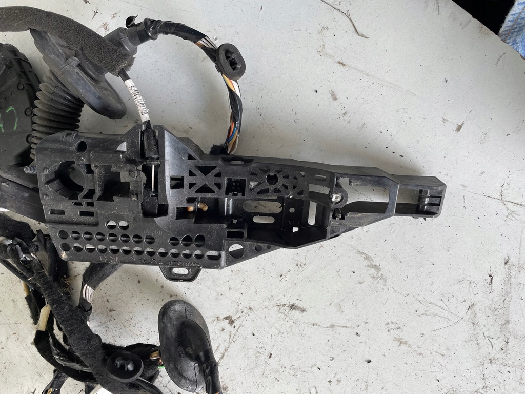 фото №5, Подъемник перед правый clio iv 128001471b жгут