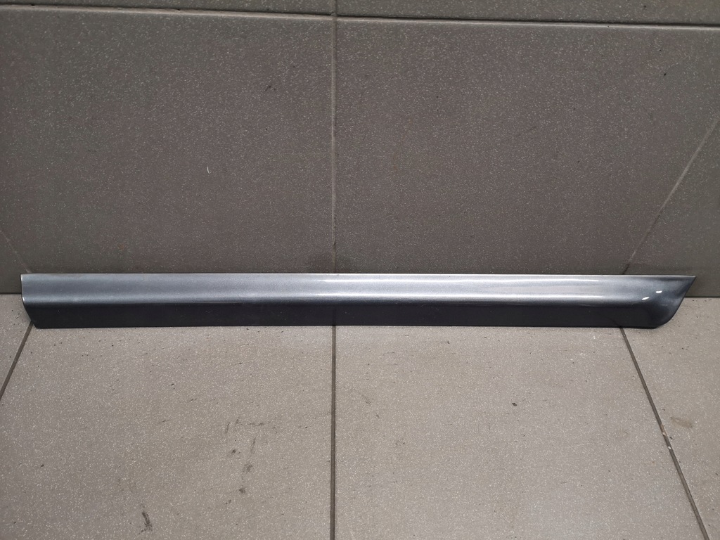 фото №1, Молдинг дверь левый задняя audi a6 c5 lift lx7z