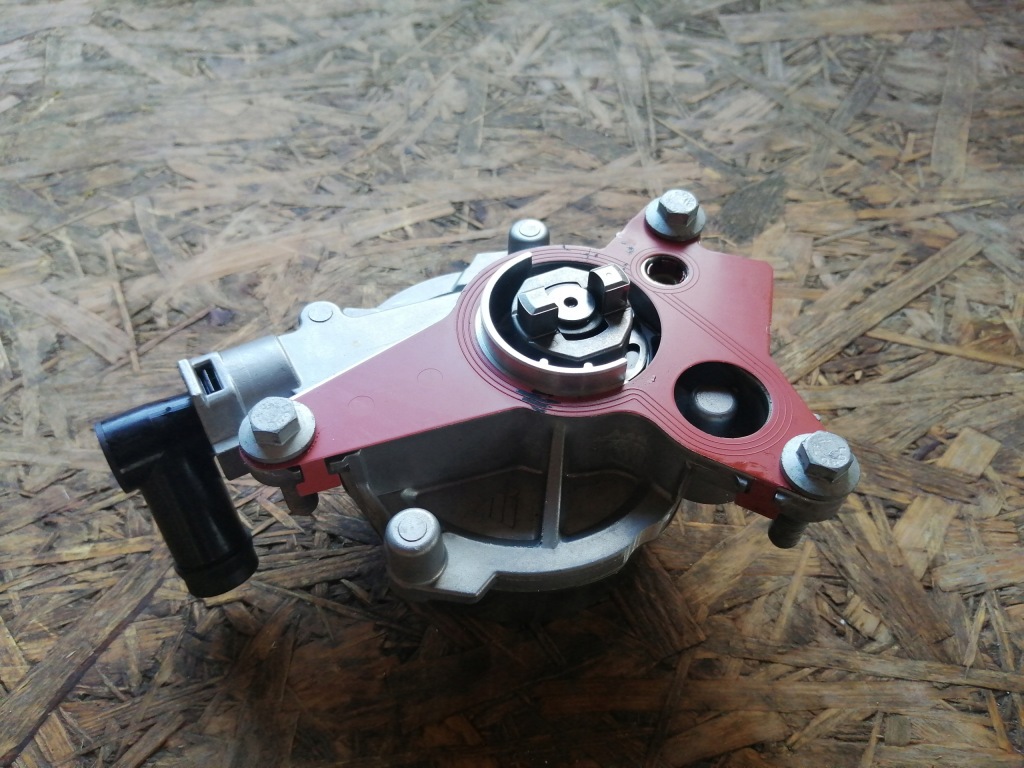 фото №1, X-trail iii 1.7 dci t32 насос вакуум 1465