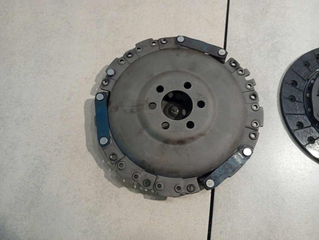 фото №6, Сцепление диск прижим комплект vw golf iv 1.4 16v akq 027105273d