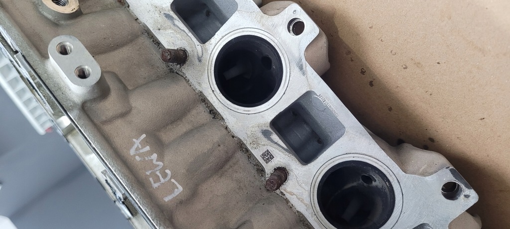 фото №12, S6 c7 4g lift головка левая крышка валы 4.0 tfsi ctg s7 4g