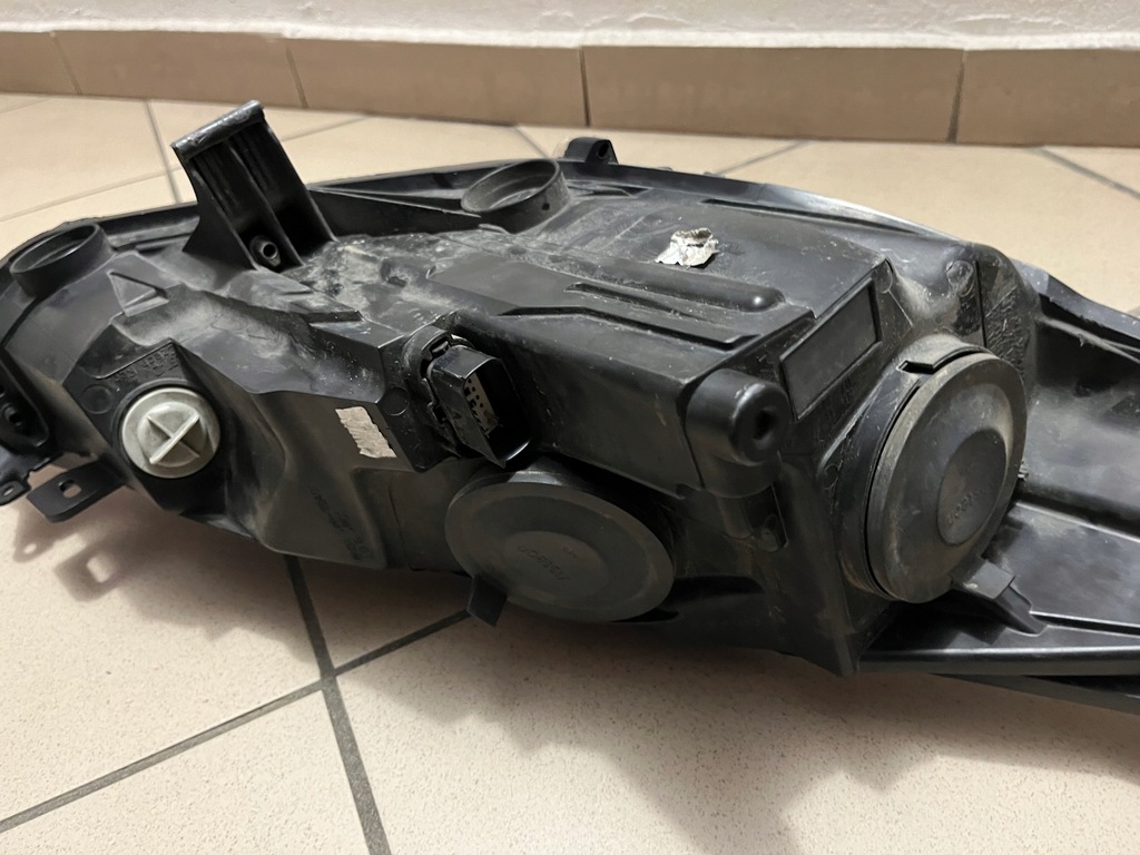 фото №12, Ford fiesta mk7 mk-7 lift c1bb 13- лампа передня перед ліва