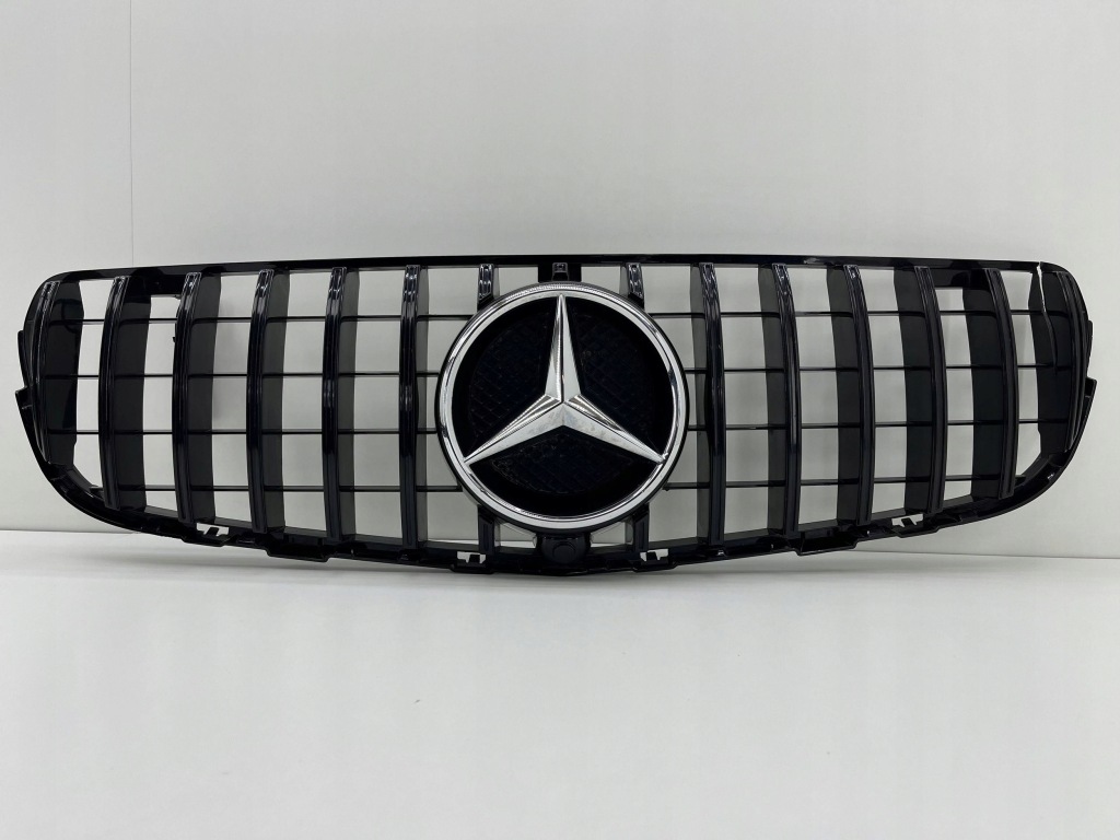 фото №1, Mercedes glc x253 amg решітка радіатора решітка радіатора бампера a0008880160