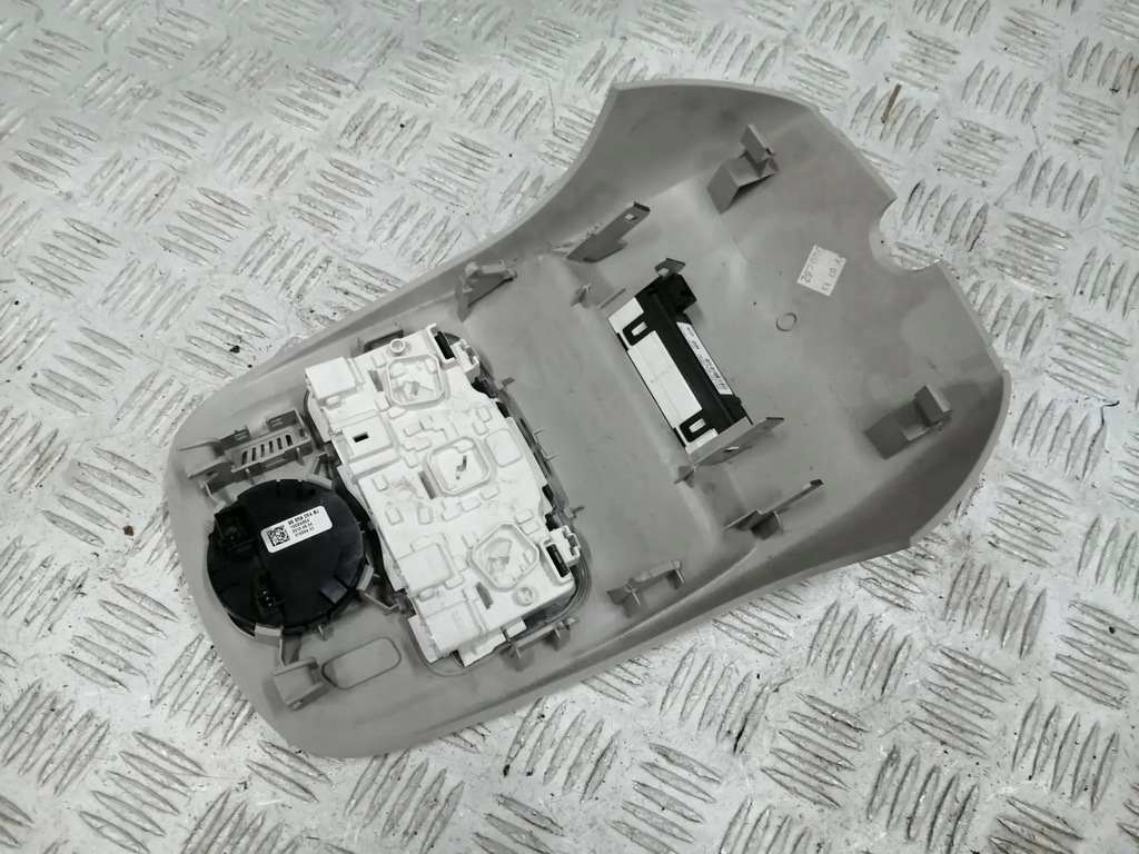 фото №2, Citroen c4 ii b7 лампа освещение салона кабины потолочный