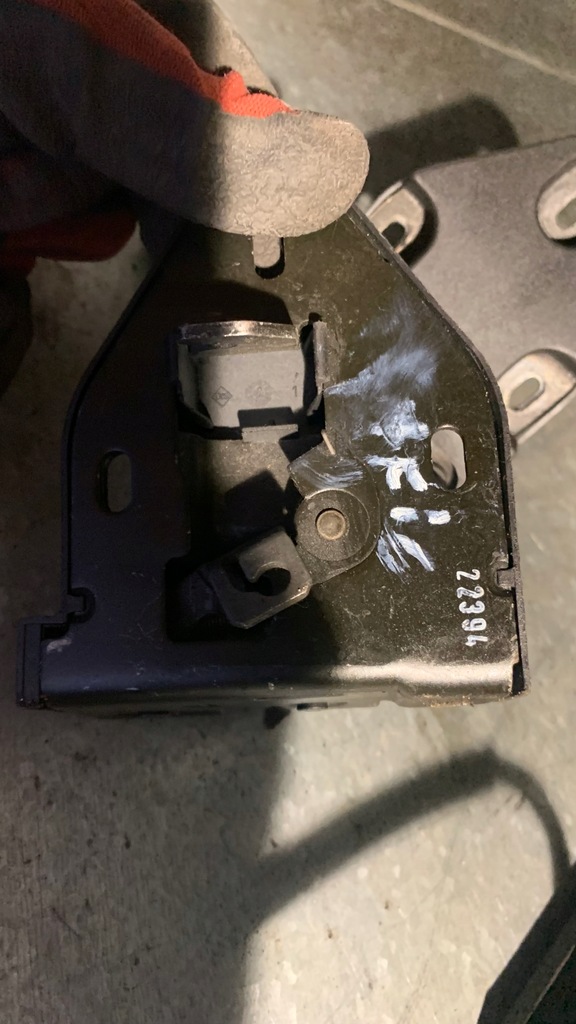 фото №15, Trafic ii vivaro a контактор микровыключатель концевик