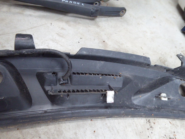 фото №10, Fiat panda ii 03- жабо перед пластиковый отражатель wody