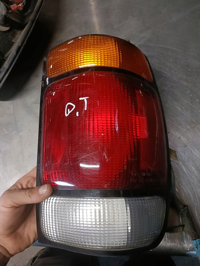 фото №1, Лампа правая задняя ford explorer 95r