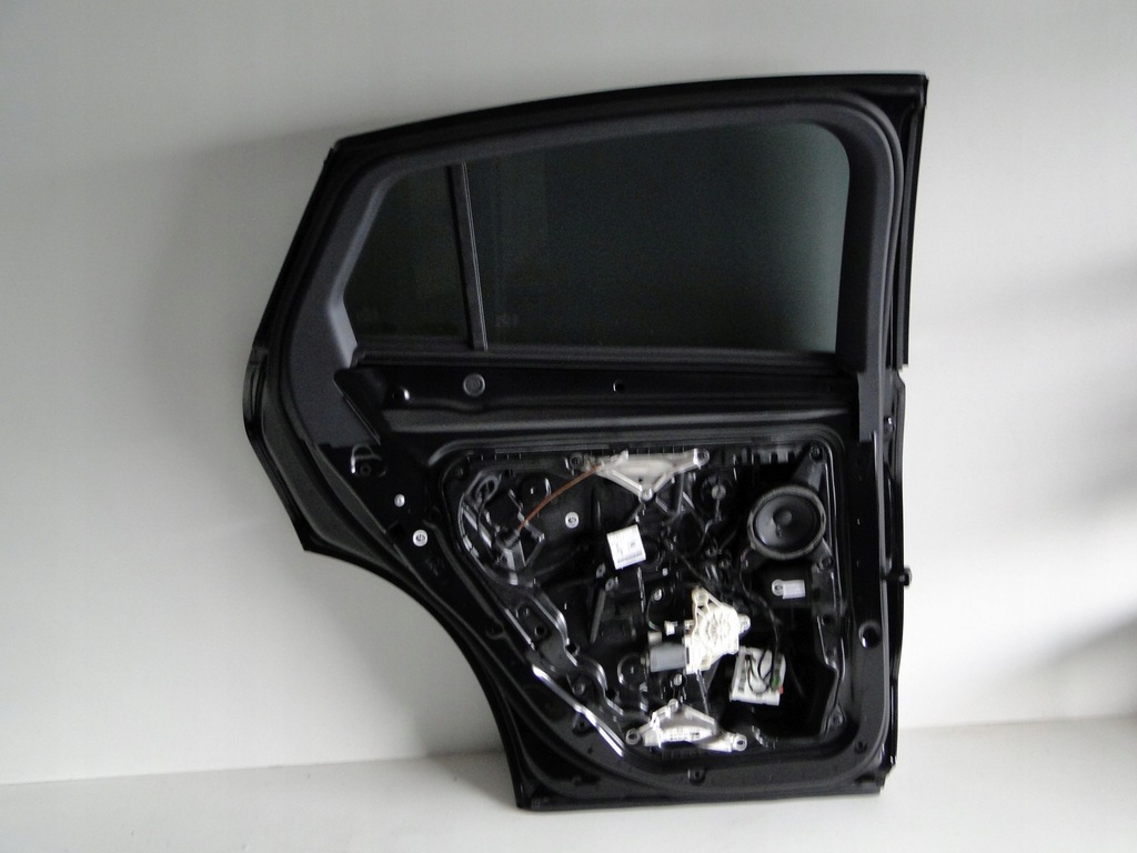 фото №9, Mercedes glc 254 x254 дверь задние левая coupe 197