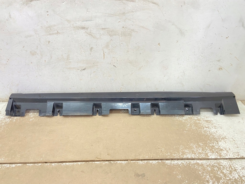 Купить Молдинг порог левая mercedes gle w167 amg a167