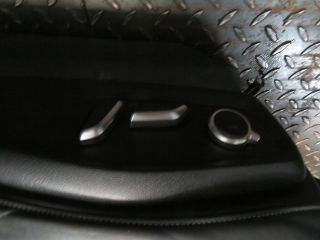 фото №7, Сиденья сиденья кожа audi sq7 4m