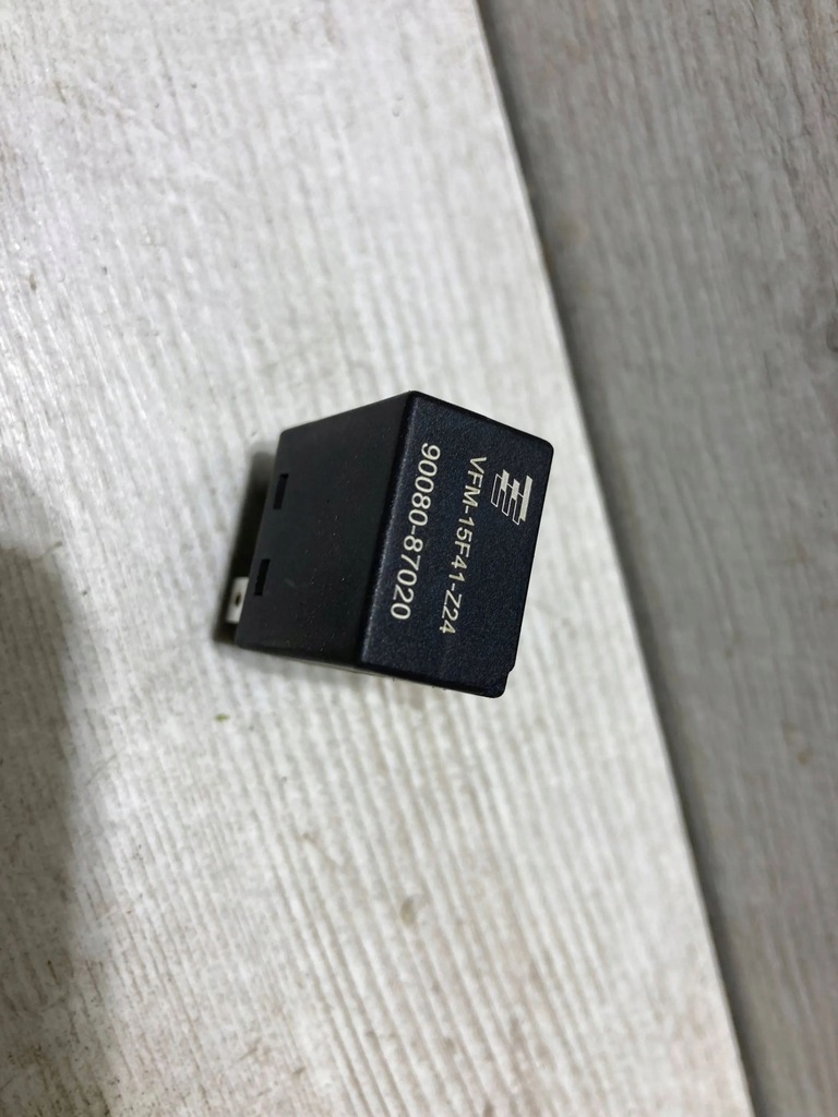 фото №1, Toyota c-hr i 2018 реле