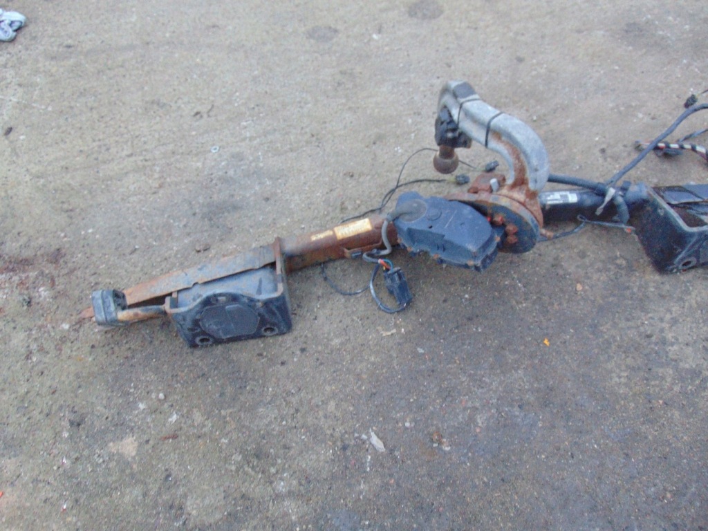 фото №7, Hak буксировочный bmw e90 e91 kombi 6784583 оригинал