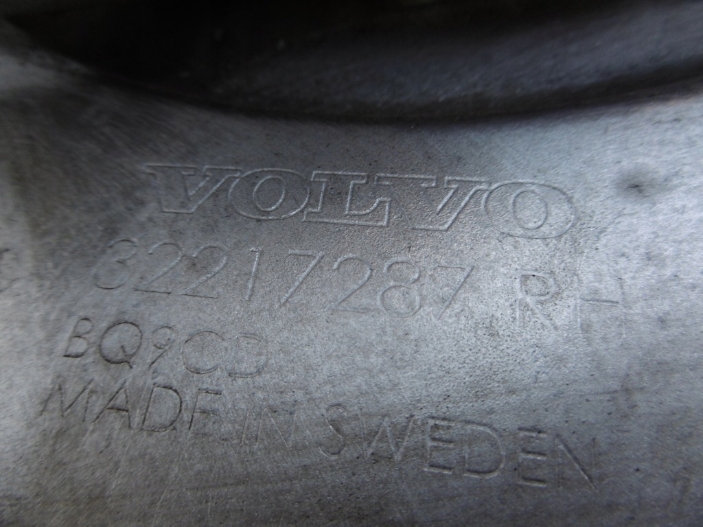 фото №16, Поворотный кулак ступица правый задняя задняя awd 4x4 volvo s60 iii v60 ii v90 s90 xc90