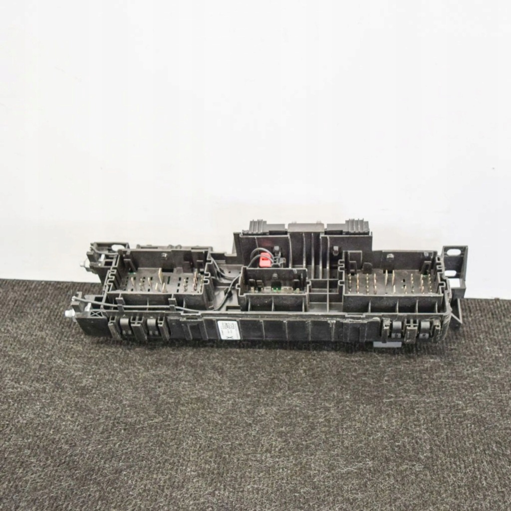 Купити Tesla model x 2016 рамка / модуль запобіжників