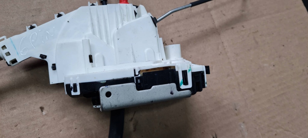 Maserati quattroporte vi замок двері лівий задній задній 670030897 Київ