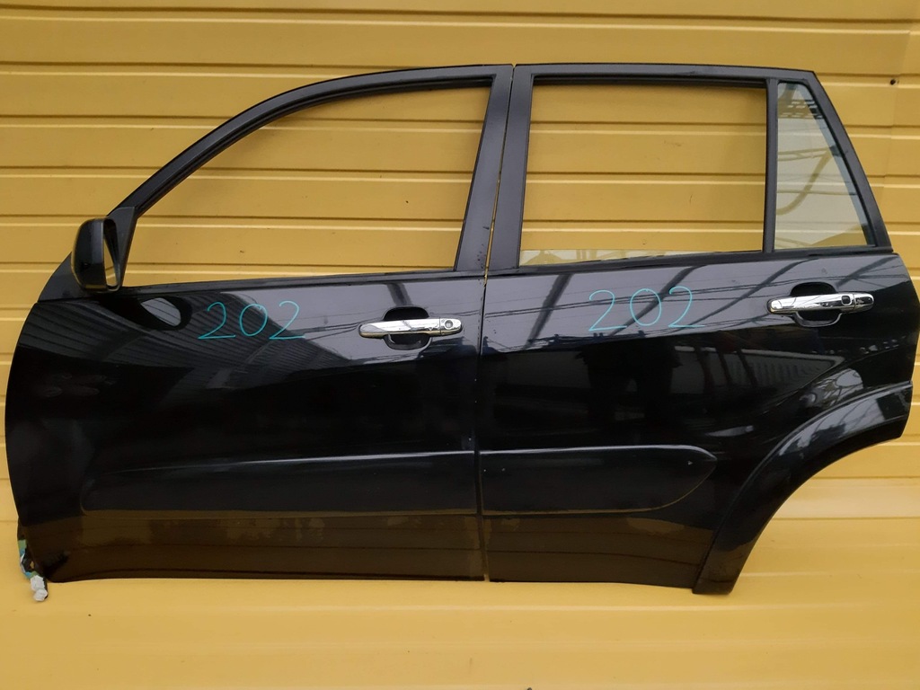 фото №1, Toyota rav4 ii двері ліва задня 202 00-05