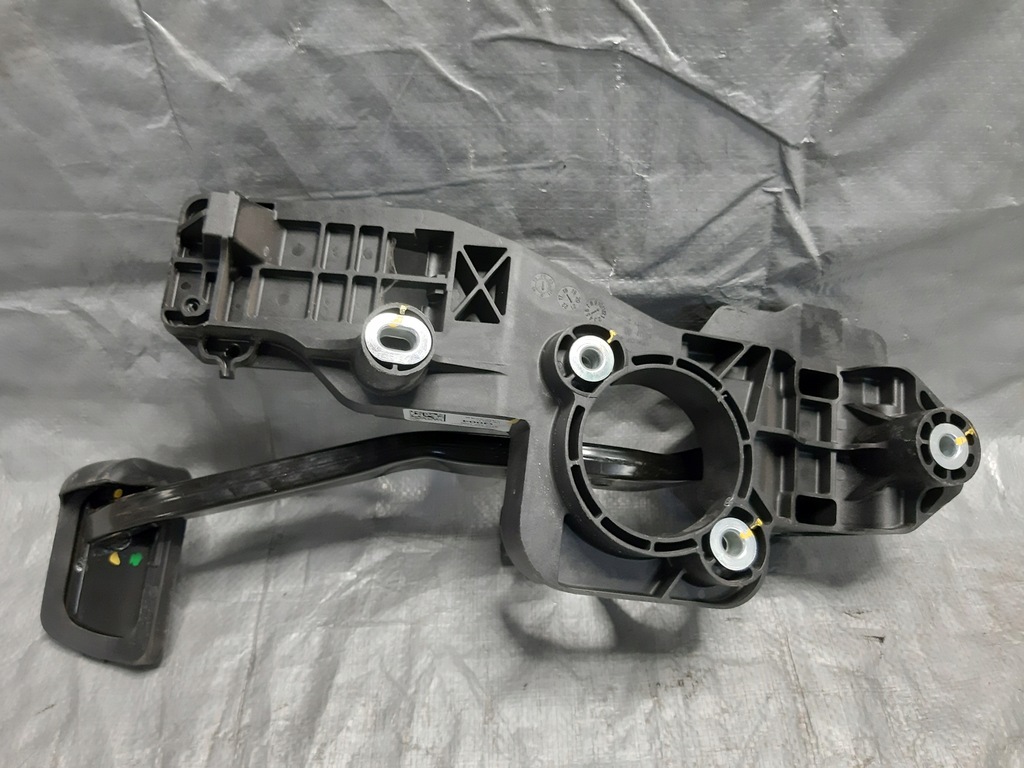 фото №5, Mercedes glb x247 педаль тормоза автоматическая коробка передач