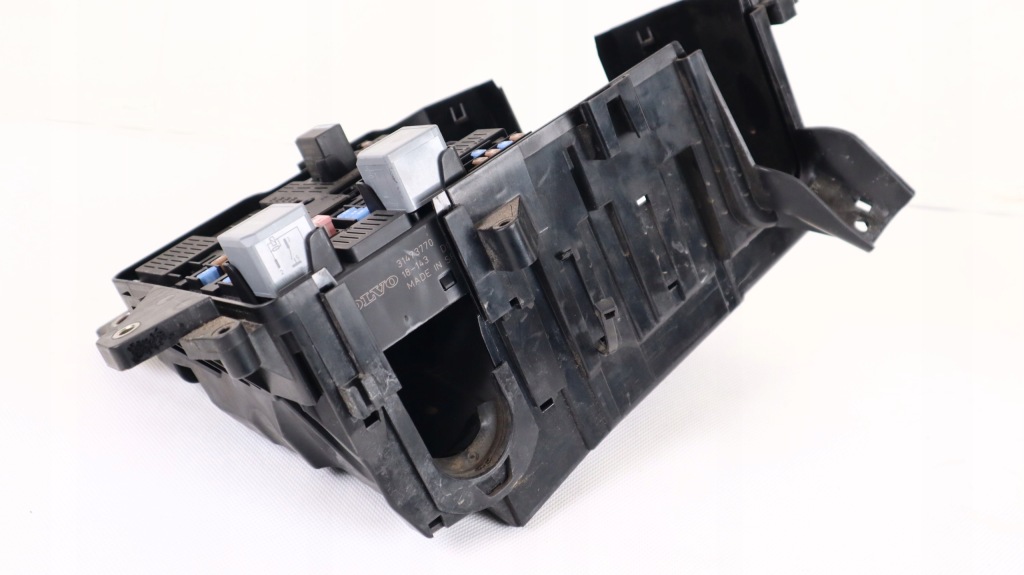 Купить Volvo xc90 2 2.0 d5 коробка предохранителей 31398000, 31654059, 31398001