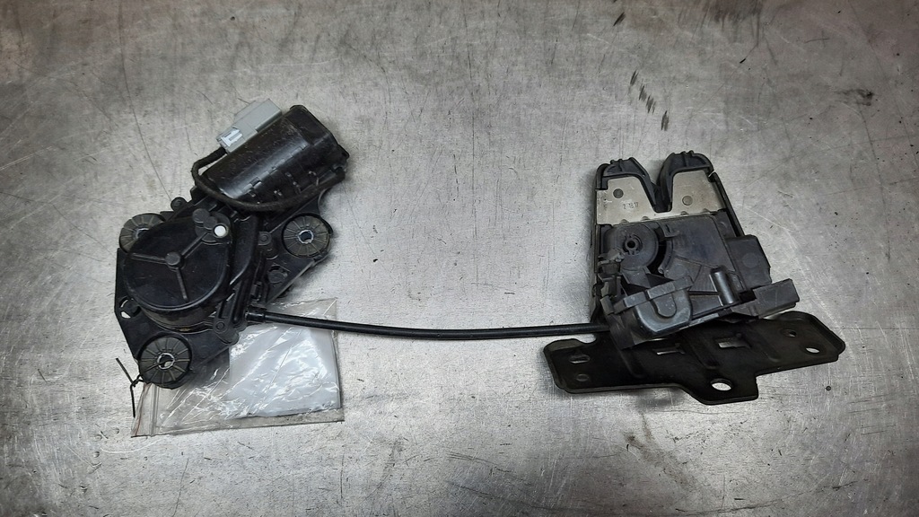 фото №1, Volvo v90 v90 cc cross замок кришки багажника