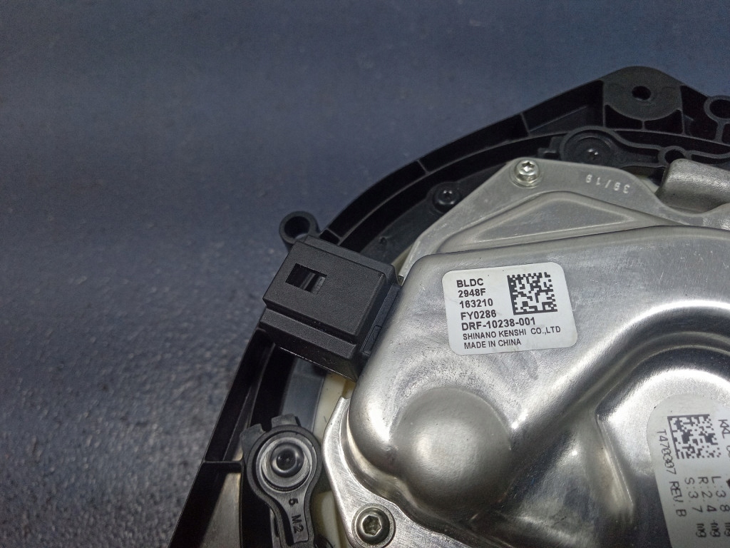 фото №4, Bmw m4 g82 g23 g20 вентилятор воздуходувка воздуха drf-10238-001