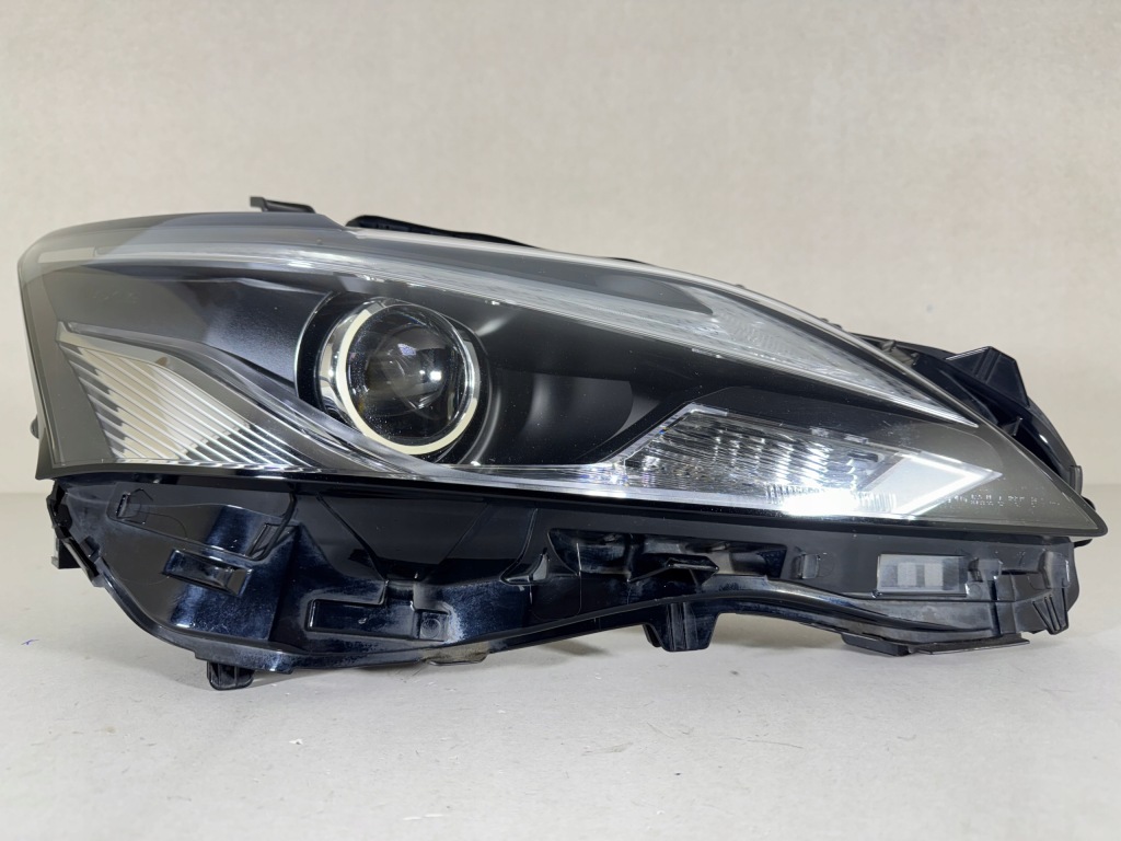 Купити Lexus ct lift ct200 full led лампа права перед фара eur - super