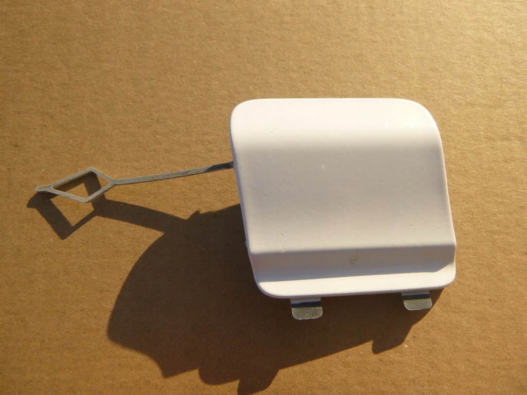 фото №1, Mercedes sprinter w910 18- заглушка фаркоп hak бампер перед a9108850600