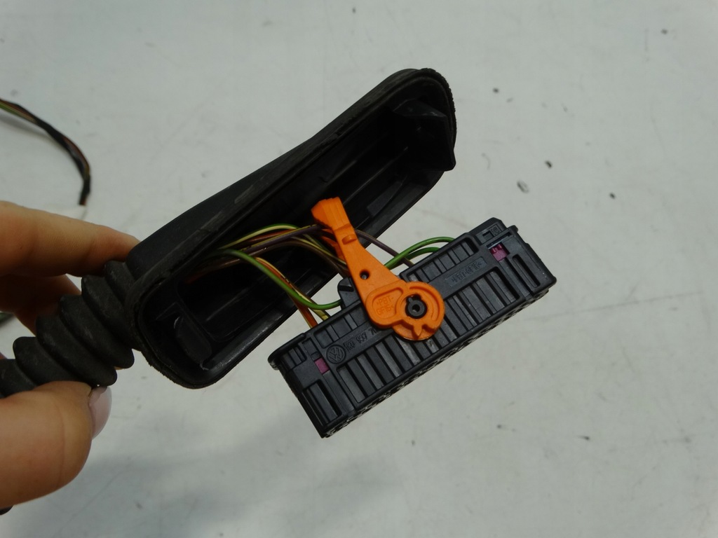 фото №10, Vw scirocco супорт гальмівний лівий задня