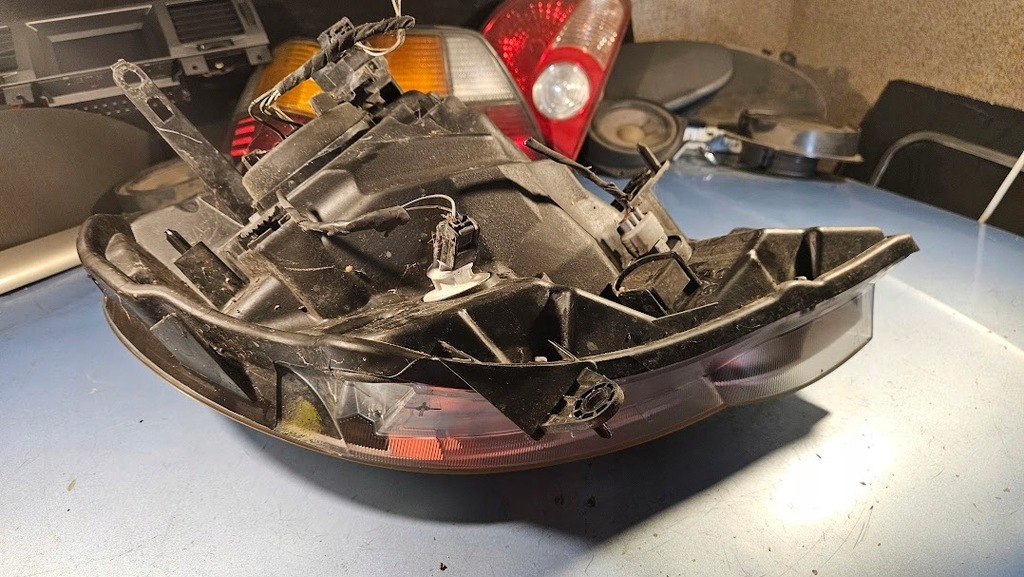 фото №8, Lp лампа kangoo ii 260603401r 10117023 8200419910 8200419882 8200402521