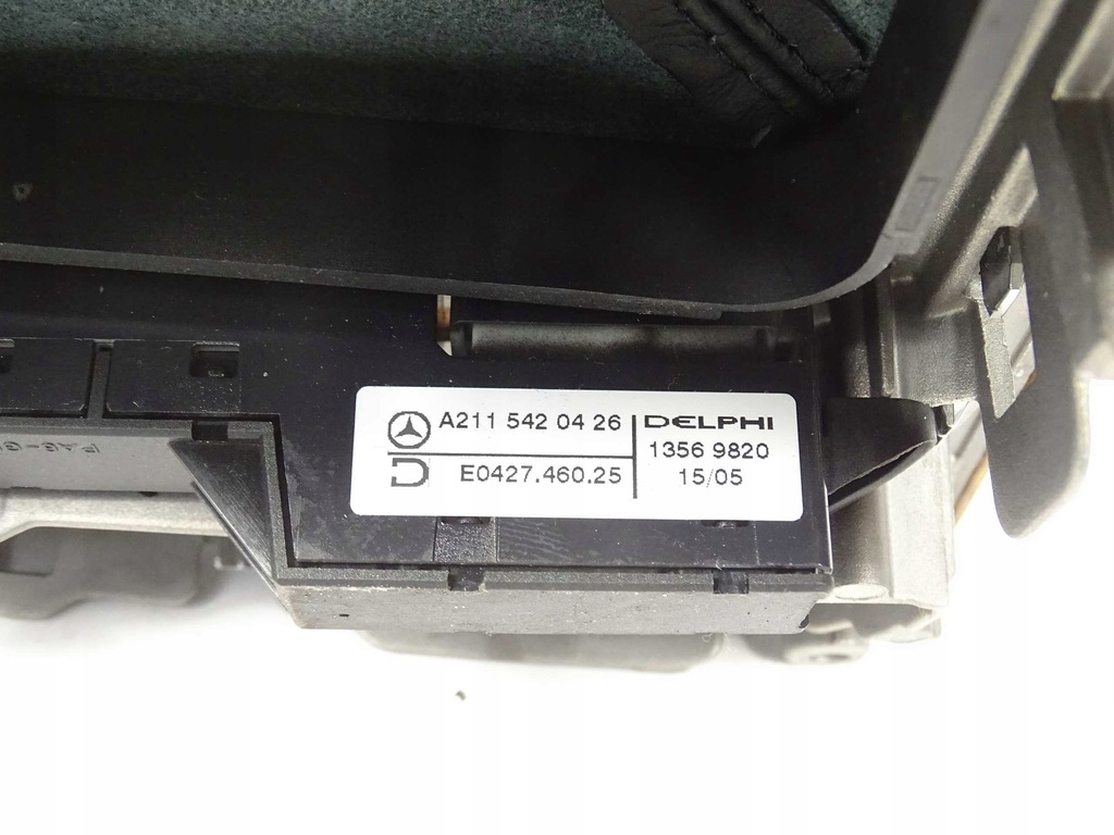 фото №7, Mercedes cls w219 рамка drewno домкрата ручка