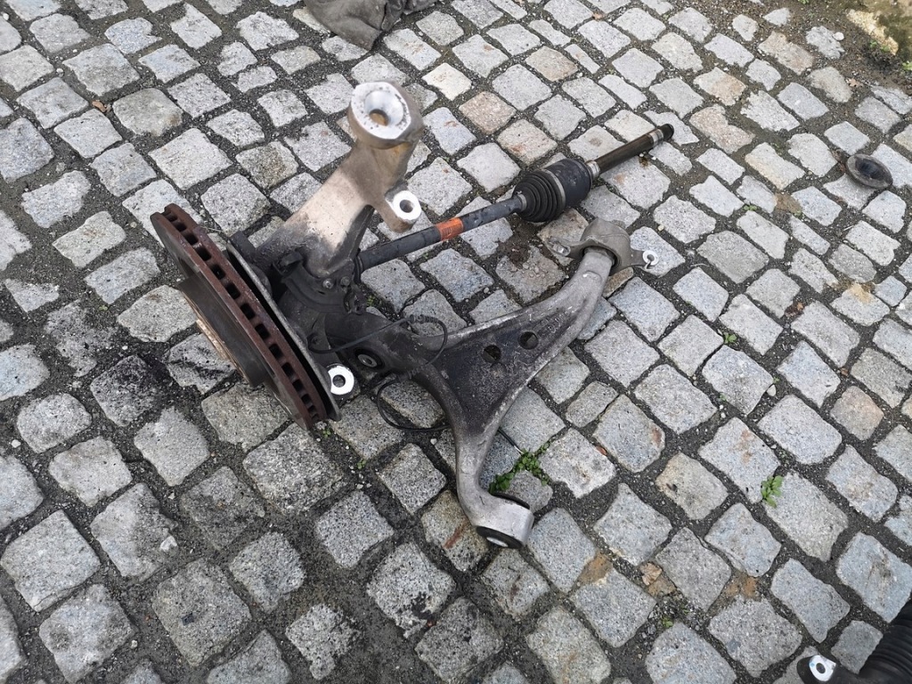 фото №1, Mercedes ml w166 166 поворотний кулак перед права