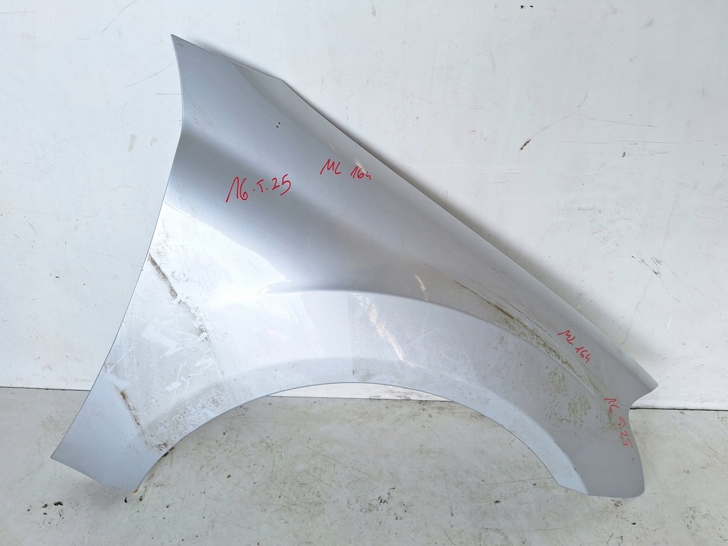 фото №1, Mercedes ml w164 05-08 крыло правый