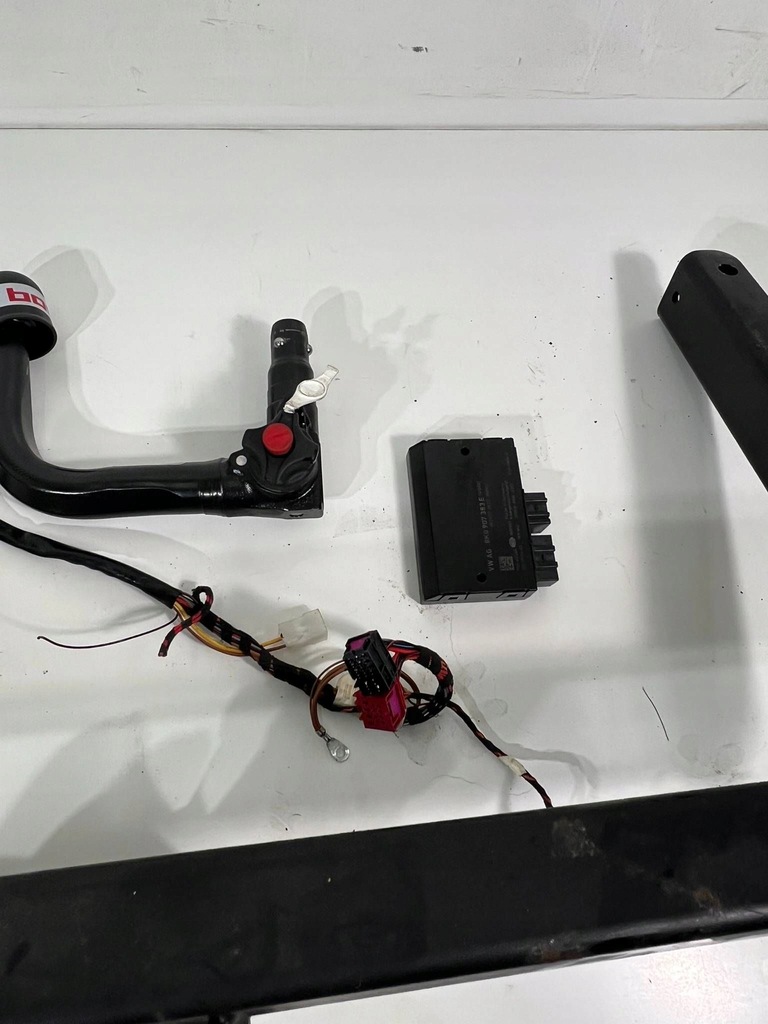 фото №12, Hak съемный audi a4 s4 b8 8k 2010 комплект