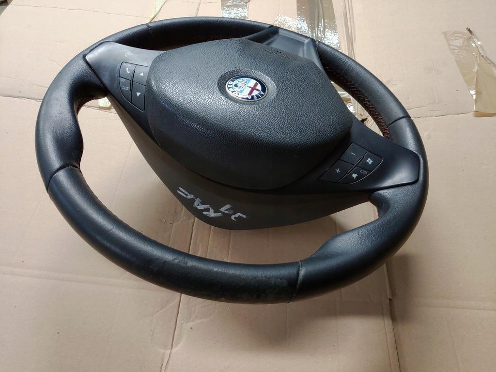 фото №13, Воздуховод + подушка alfa romeo giulietta 10-16