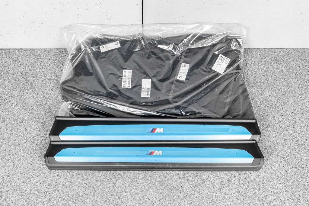 фото №14, Bmw 8 g15 сидіння салон заднє сидіння середина fionarot консоль individual