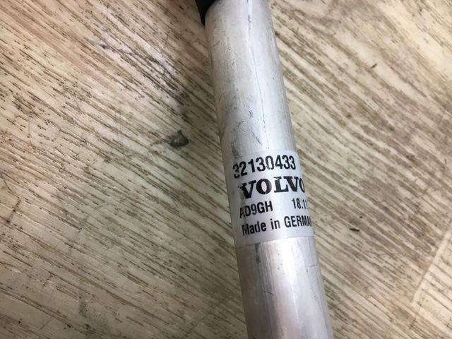 фото №5, Volvo дроти кондиціонера 32130433