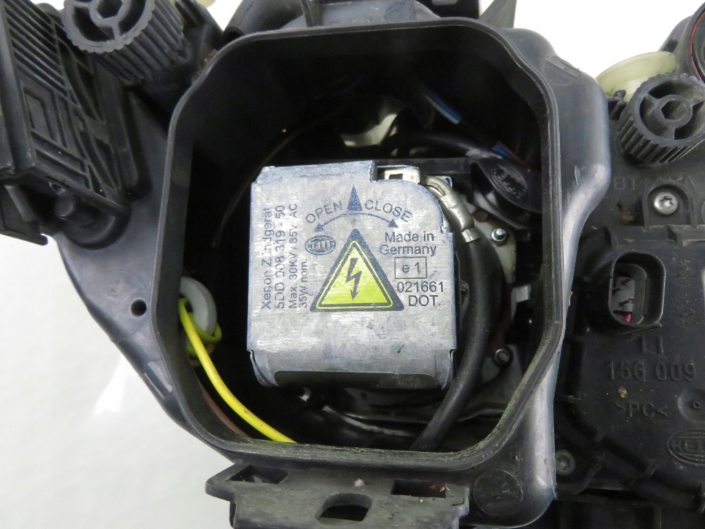 Фара левая передняя bmw 7 e65, e66, e67 7165451 с Разборки