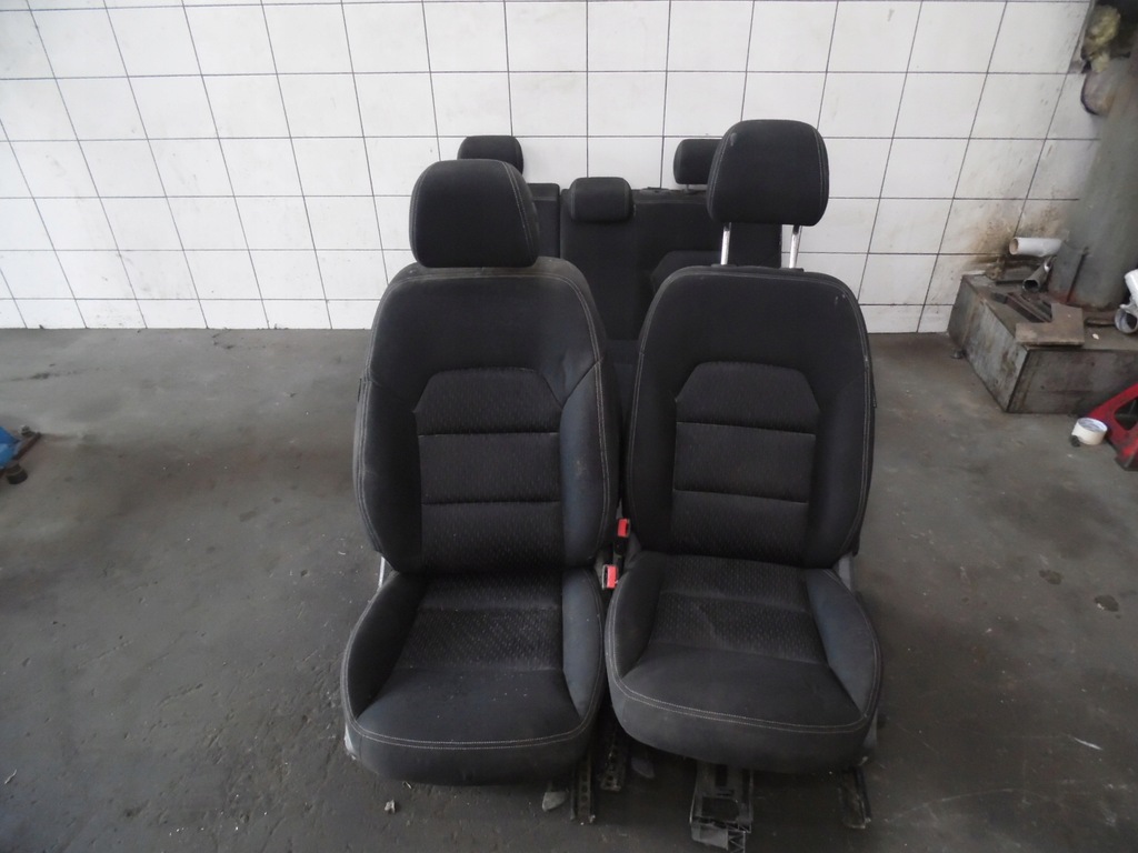 фото №1, Сиденья сиденье правый левый комплект infiniti q30