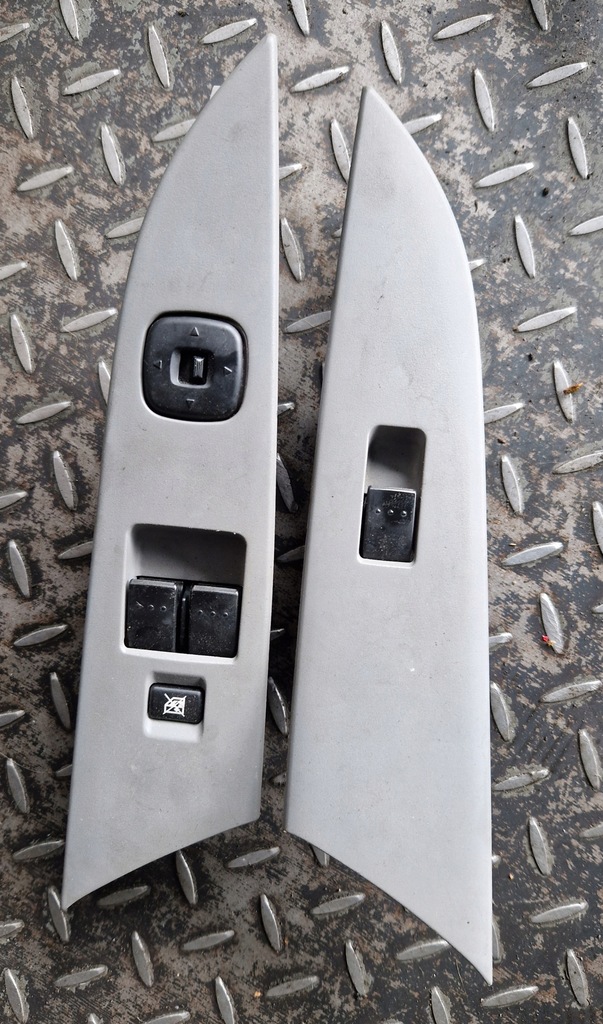 фото №1, Панель окон i зеркал mazda 3 bk