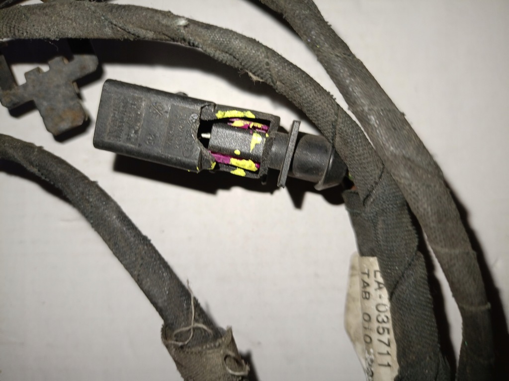 фото №8, Джгут бампера перед 8e0971095r audi a4 b7